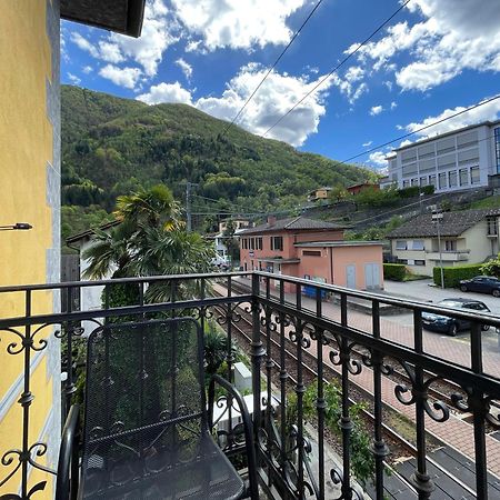 인트라냐 Ristorante Della Stazione Da Yanelo B&B 외부 사진