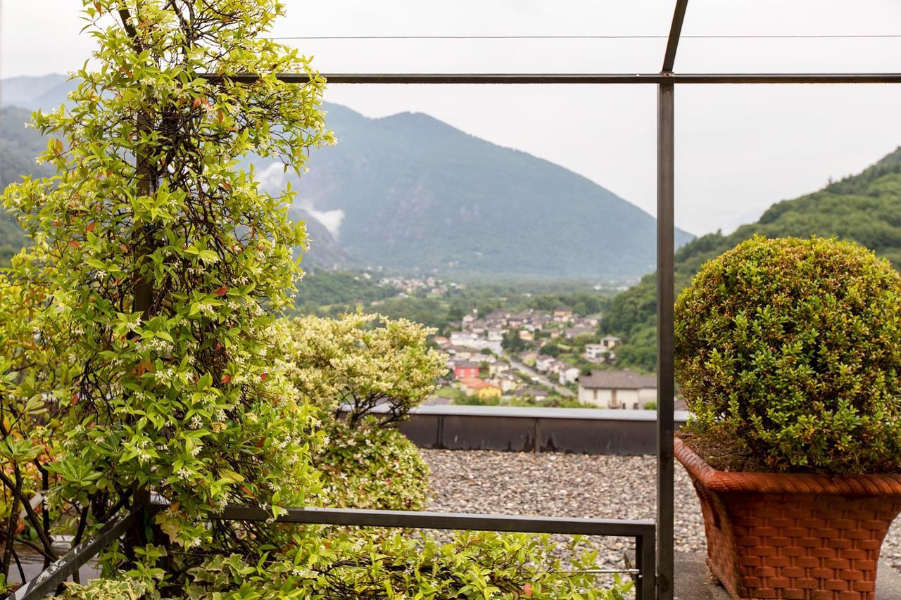 인트라냐 Ristorante Della Stazione Da Yanelo B&B 외부 사진